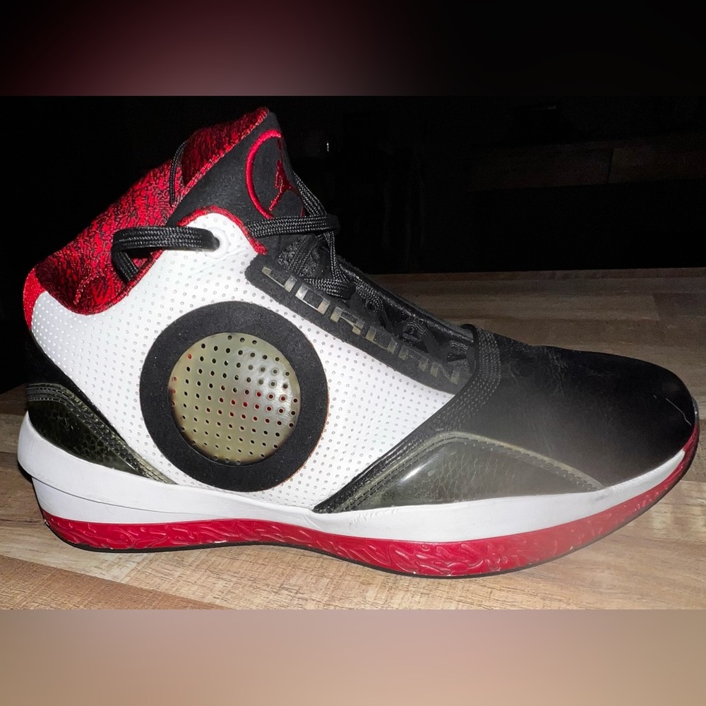 Nike Air Jordan 2010 Black Varsity Red & White Men's Size 9.5 Shoes 387358-061